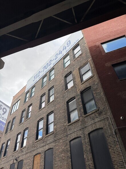 More Photos Of 2201 S Halsted St, Chicago Warehouse For Lease