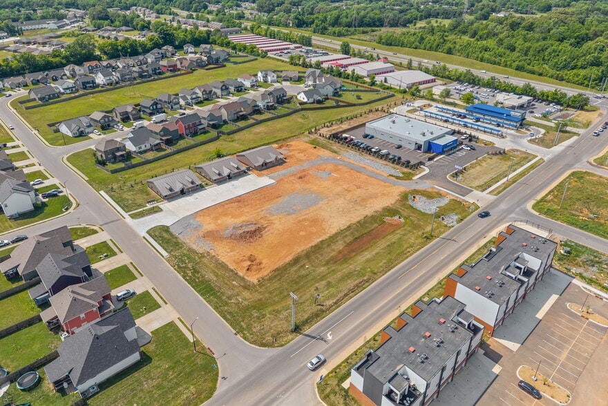More Photos Of 2510 Pea Ridge Rd, Clarksville Office For Lease