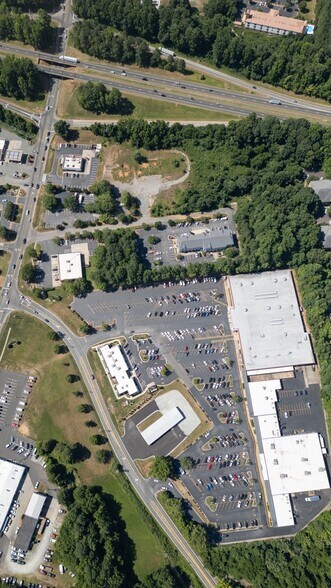 More Photos Of 165 Mayo St, Hillsborough General Retail For Lease