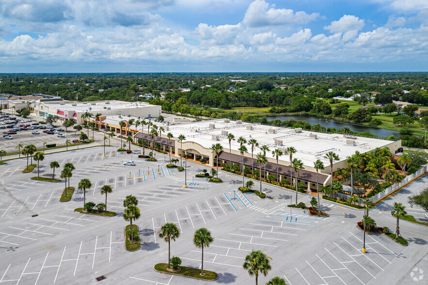 More Photos Of 10045 S Federal Hwy, Port Saint Lucie General Retail For Lease