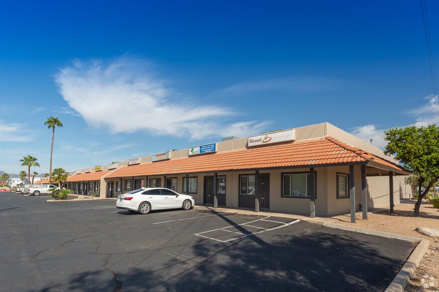 Primary Photo Of 902-934 W Grant Rd, Tucson Light Manufacturing For Lease
