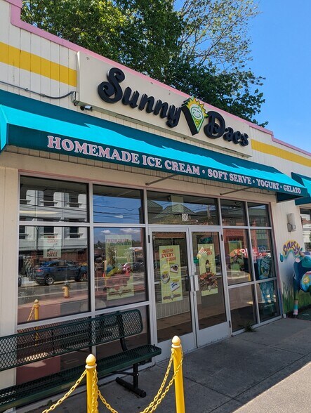 More Photos Of 30 Riverside Ave, Westport Storefront For Sale