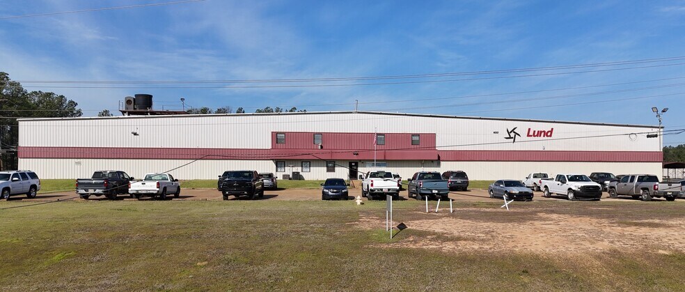 More Photos Of 400 E Industrial Park Rd, Holly Springs Manufacturing For Lease
