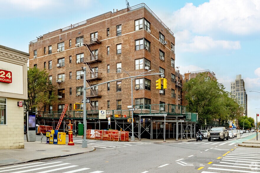 More Photos Of 98120 Queens Blvd, Rego Park Apartments For Sale