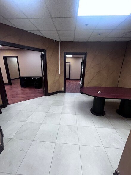 More Photos Of 900 W 49th St, Hialeah Medical For Lease