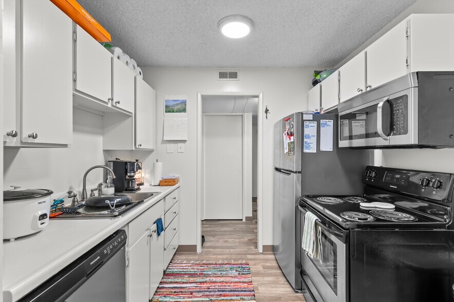 More Photos Of 1155 E 200 S, Salt Lake City Apartments For Sale