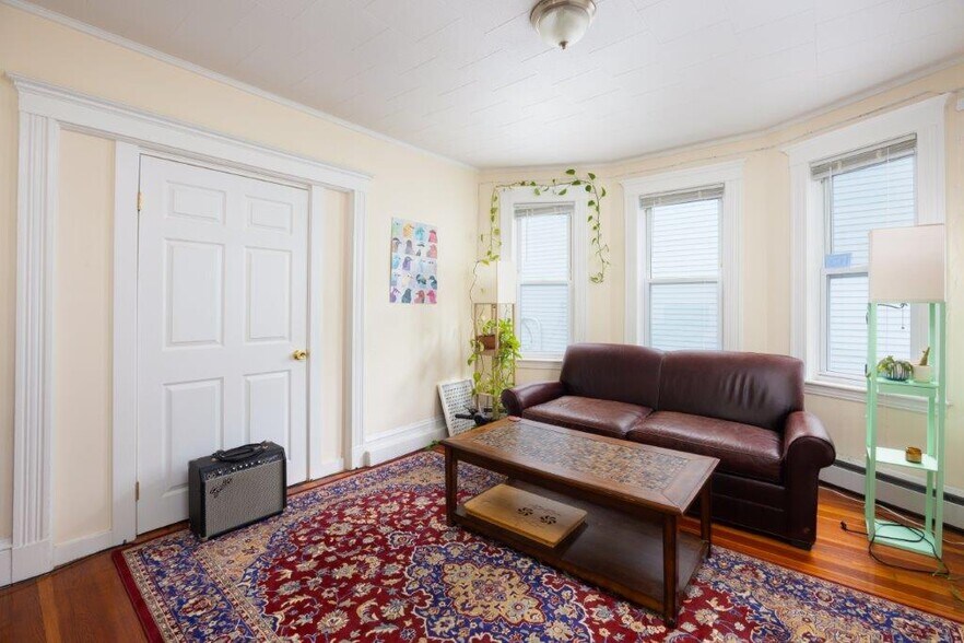 More Photos Of 93 Marion St, Somerville Apartments For Sale