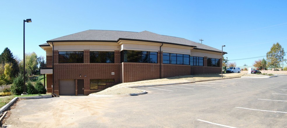 More Photos Of 1250 Wrights Ln, West Chester Office For Sale