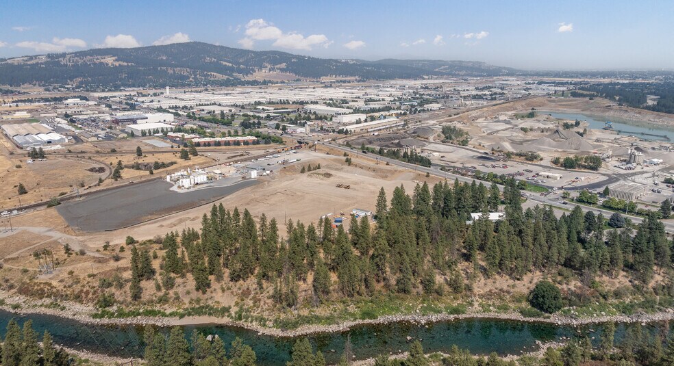 More Photos Of 2100 N Sullivan Rd, Spokane Valley Land For Lease