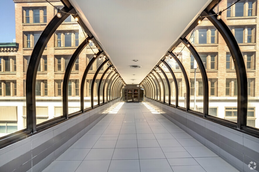 More Photos Of 260 E Main St, Rochester Medical For Lease