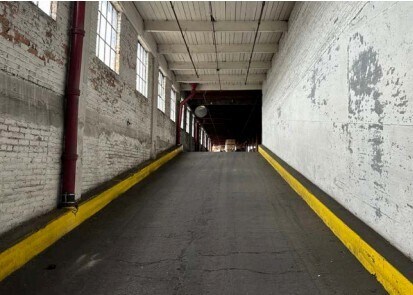 More Photos Of 265 E Broadway St, Three Rivers Warehouse For Lease