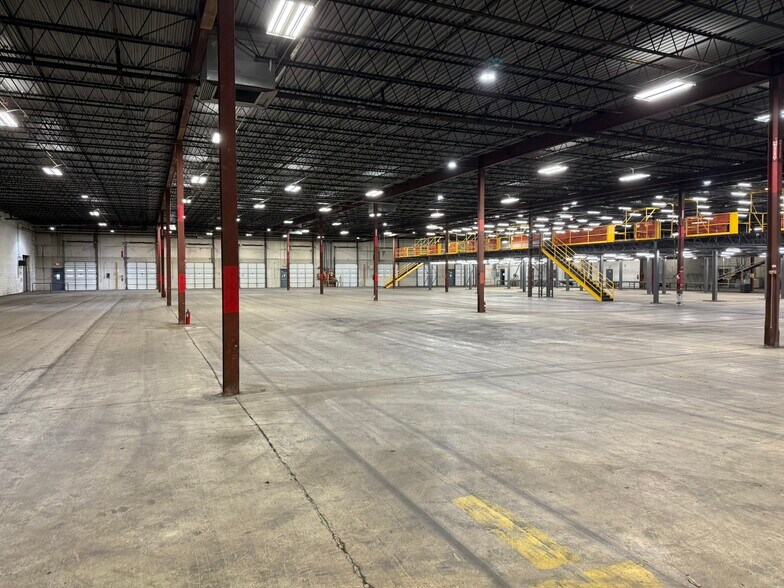 More Photos Of 3440 Trant Ave, Norfolk Distribution For Lease