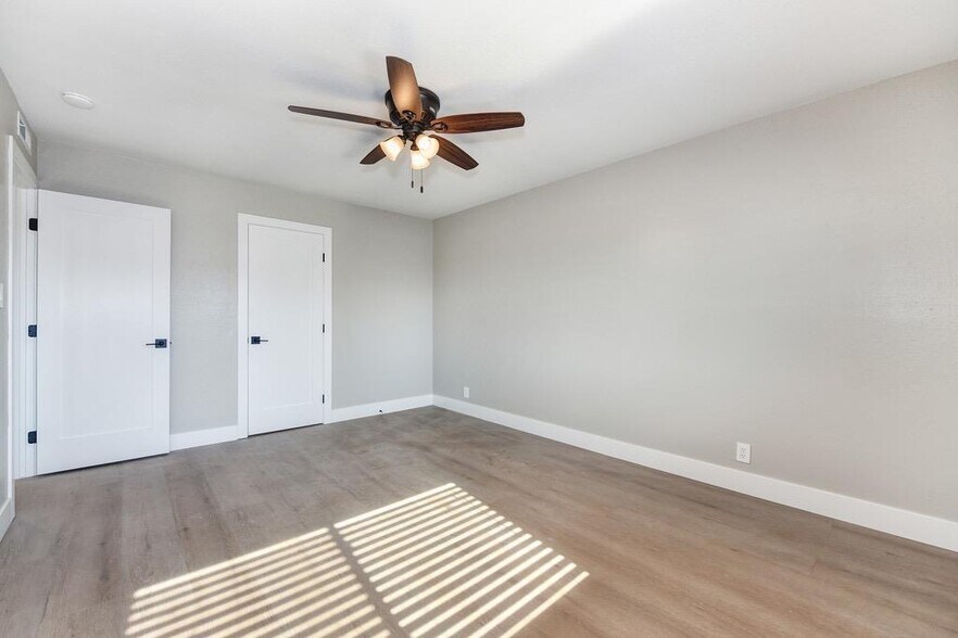 More Photos Of 5372 Garfield Ave, Sacramento Apartments For Sale