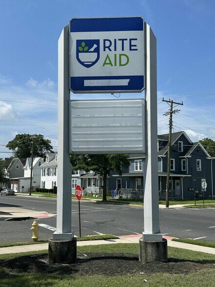 More Photos Of 907 N High St, Millville Drugstore For Sale
