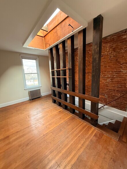 More Photos Of 330-32-34-36-38 E GIRARD AVE, Philadelphia Storefront Retail Residential For Sale