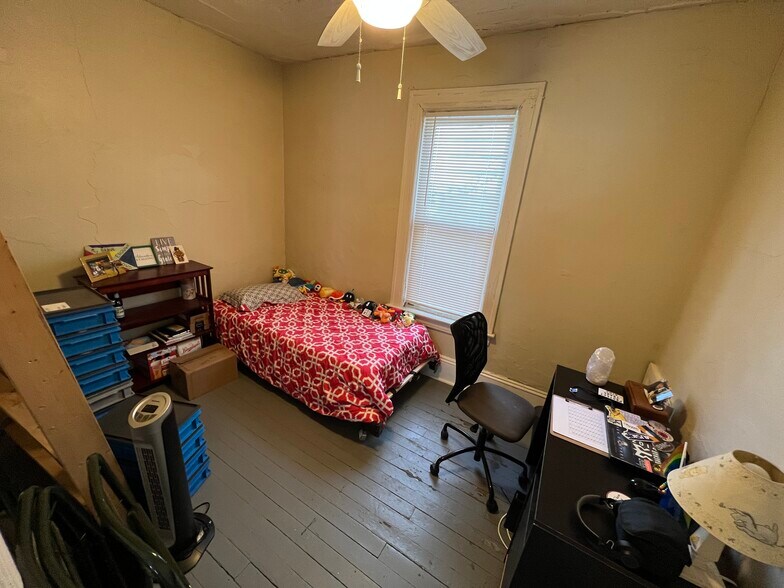 More Photos Of 2951 N Fratney St, Milwaukee Apartments For Sale