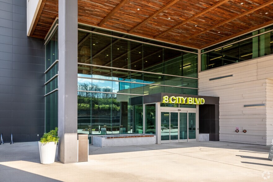 More Photos Of 8 City Blvd, Nashville Office For Lease