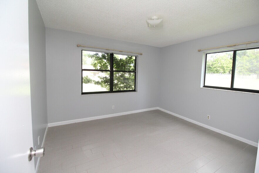 More Photos Of 12120-12162 SE 53rd Terrace Rd, Belleview Apartments For Sale