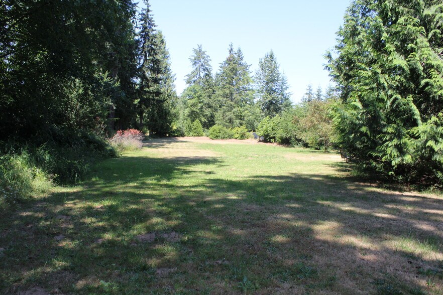 More Photos Of 11204 154th Street Ct E, Puyallup Distribution For Sale