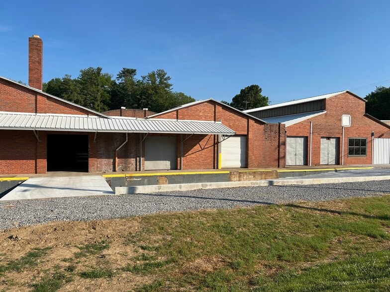 More Photos Of 517 Eastanallee Ave, Athens Industrial For Lease