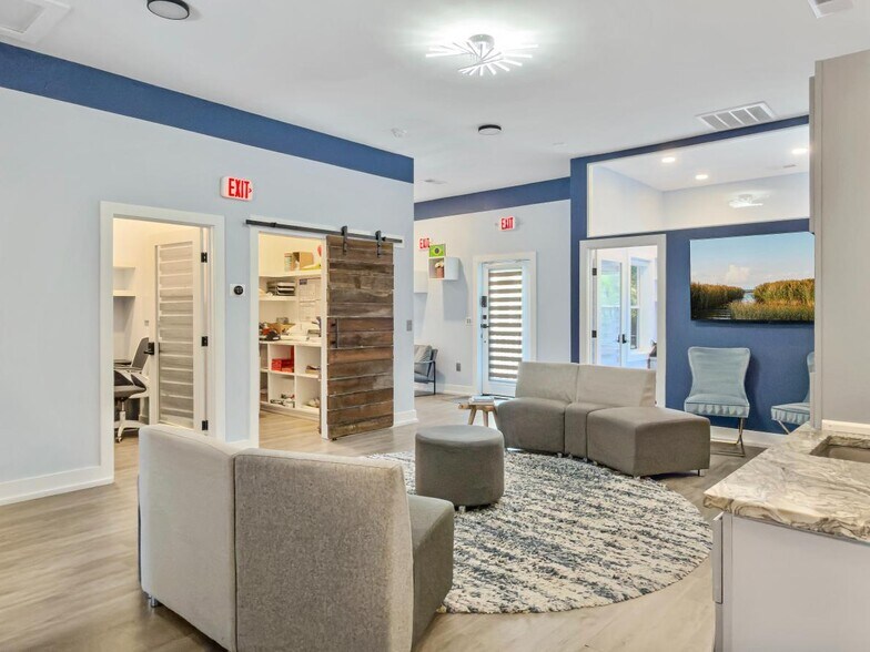 More Photos Of 668 Marina Dr, Charleston Medical For Sale