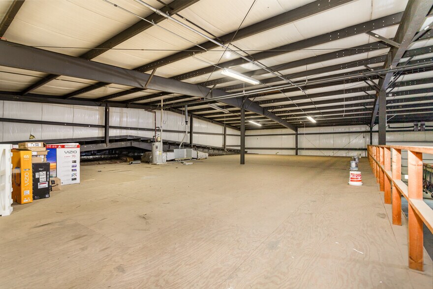 More Photos Of 1625 Ritner Hwy, Carlisle Industrial For Lease