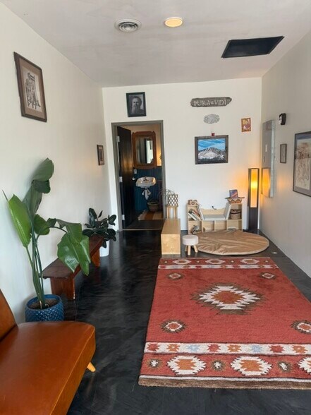 More Photos Of 2103-2107 Templeton Gap Rd, Colorado Springs Unknown For Lease