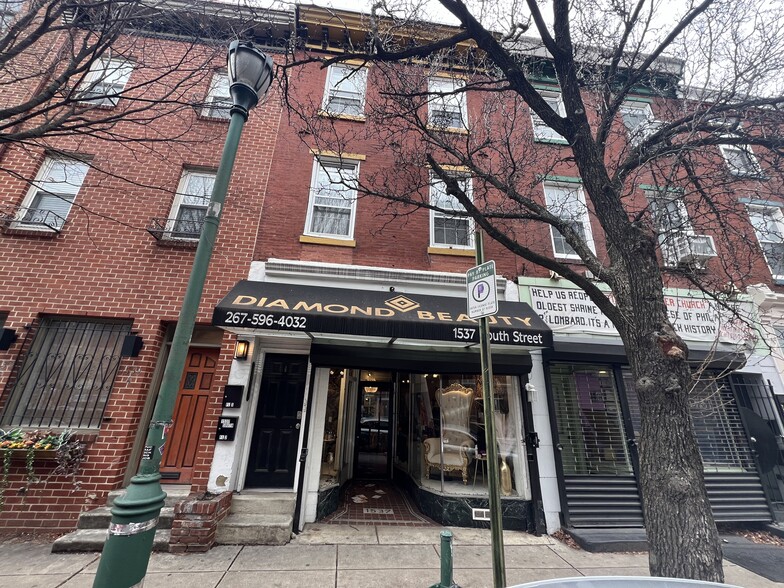 Primary Photo Of 1537 South St, Philadelphia Storefront Retail Residential For Lease