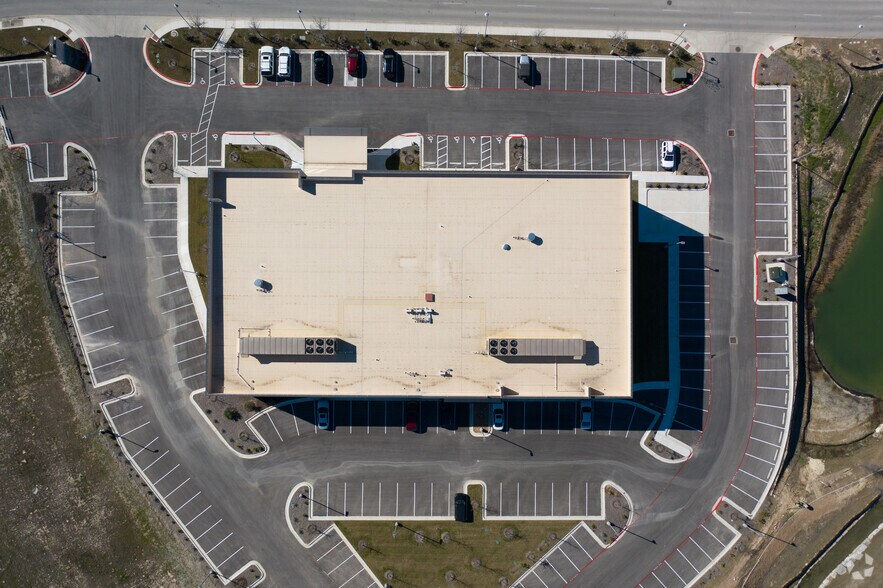 More Photos Of 101 Medical Pky, Lakeway Medical For Lease