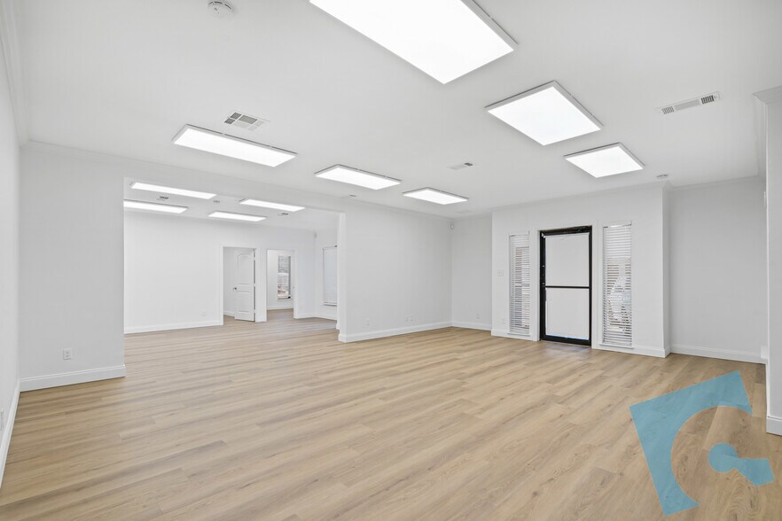 More Photos Of , Lewisville Office For Sale