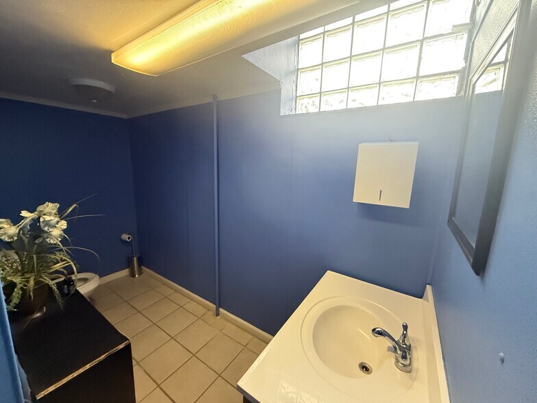 More Photos Of 3996 Mt Royal Blvd, Allison Park Medical For Sale