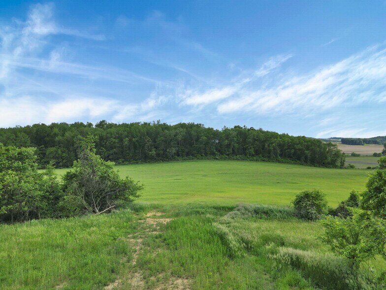 More Photos Of 11559 Somerset rd, Thornville Land For Sale