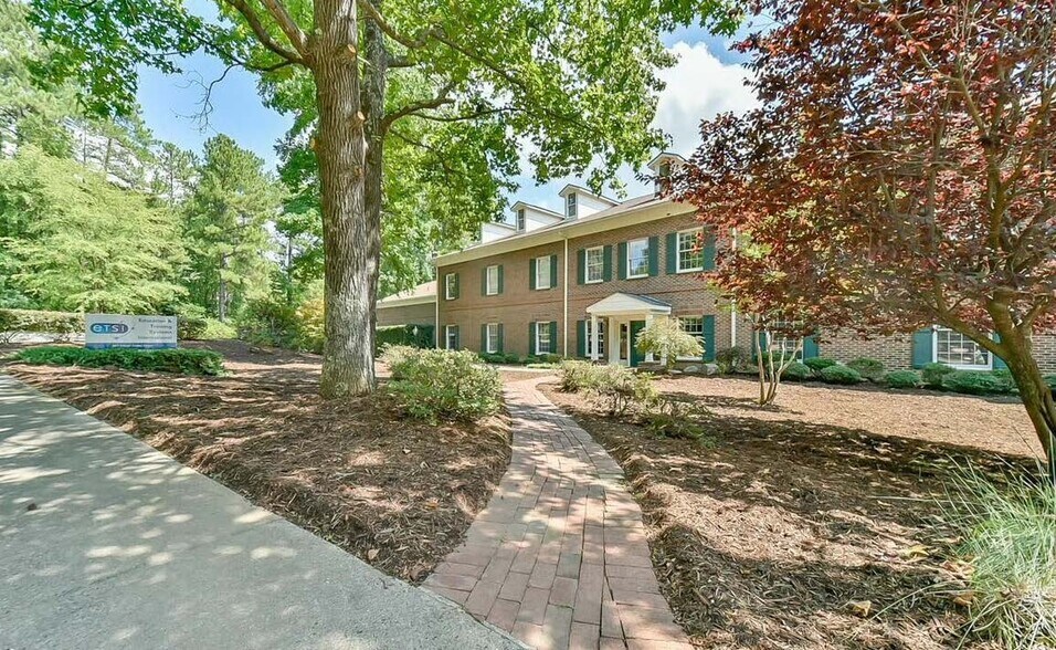 More Photos Of 300 Silver Cedar Ct, Chapel Hill Medical For Sale