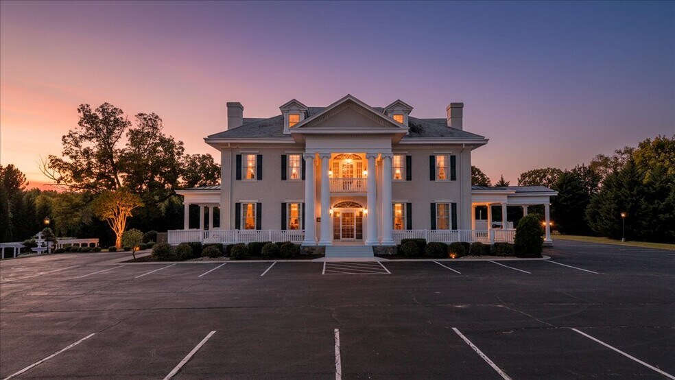 Primary Photo Of 812 E Main St, Bedford Lodge Meeting Hall For Sale