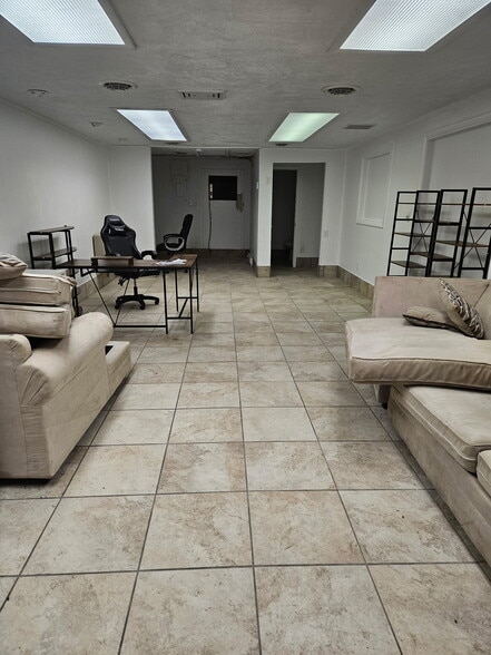 More Photos Of 606 PA-940 Rt, Pocono Lake Office For Lease