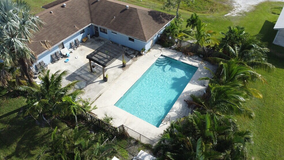 More Photos Of 801 154th Ave, Vero Beach Schools For Sale