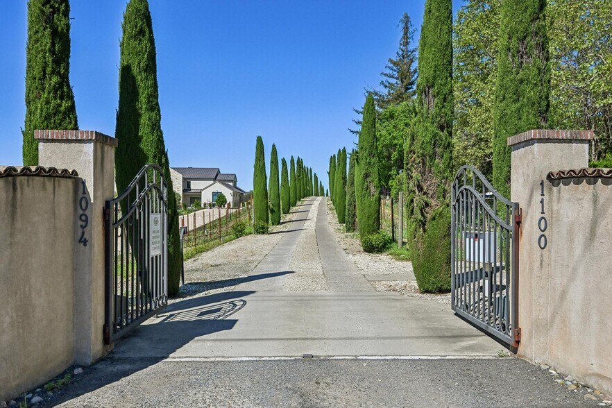 More Photos Of 1096 Hardman Ave, Napa Winery Vineyard For Sale