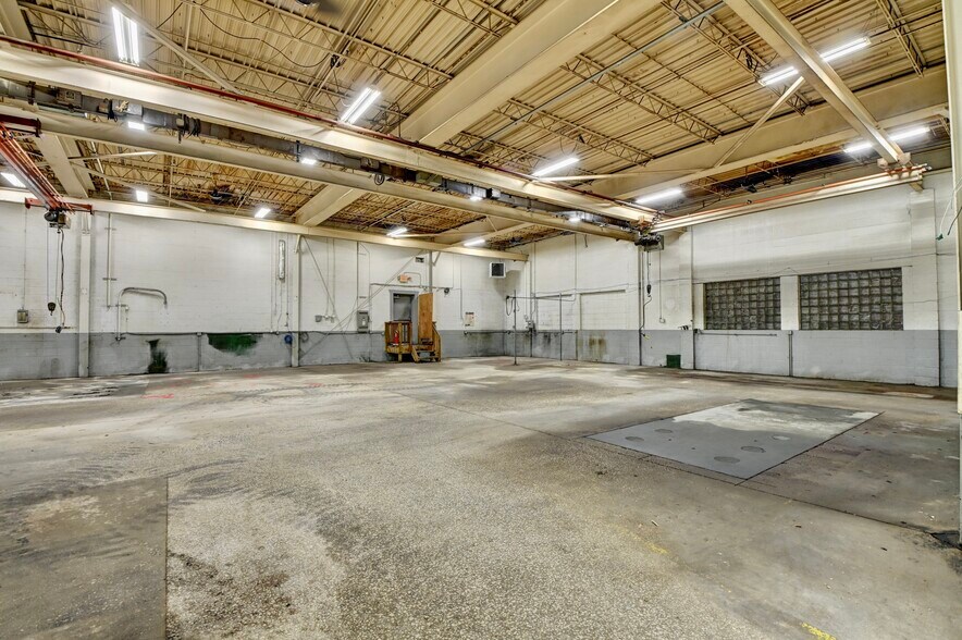More Photos Of 96 E Miller Ave, Akron Manufacturing For Sale
