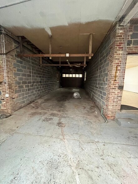 More Photos Of 78 N Broadway, Yonkers Office For Lease