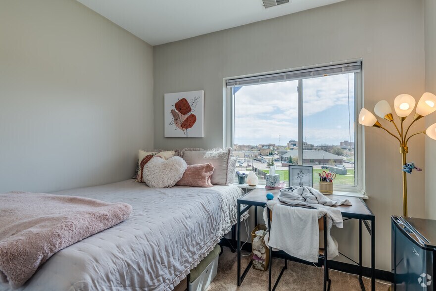 More Photos Of 482 Marion Rd, Oshkosh Apartments For Sale