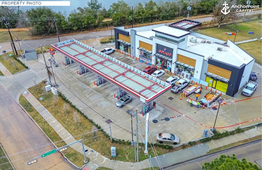 More Photos Of 750 Buffalo Run, Missouri City Service Station For Sale