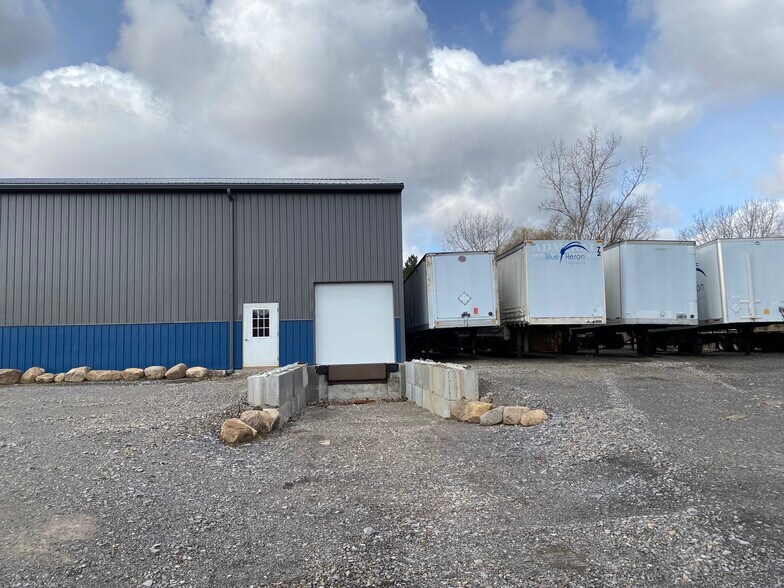 More Photos Of 7331 Community Drive Dr, Lima Light Distribution For Lease