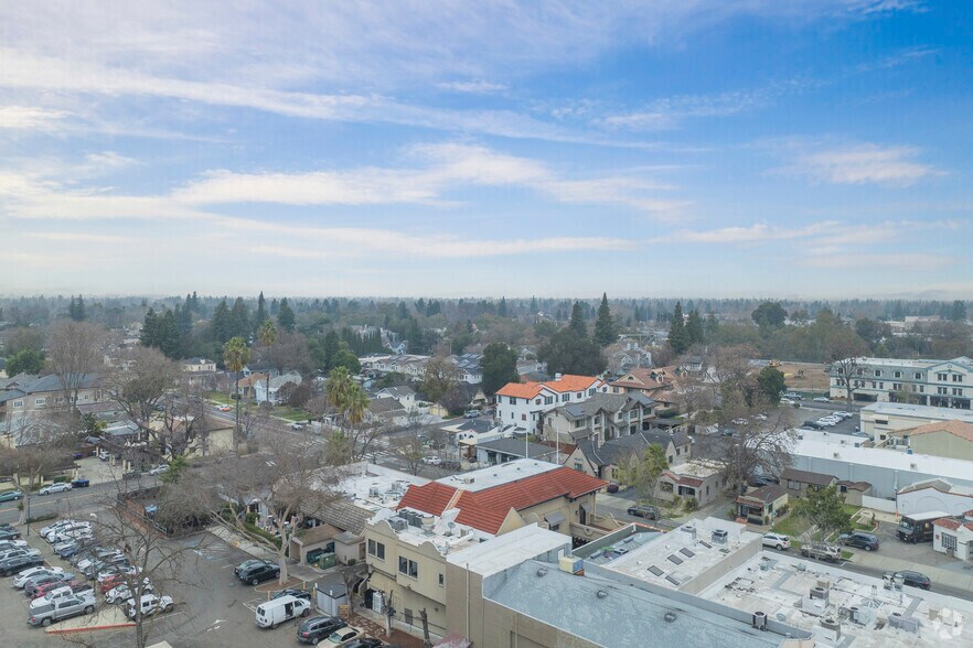 More Photos Of 328 St Mary St, Pleasanton Storefront Retail Office For Lease