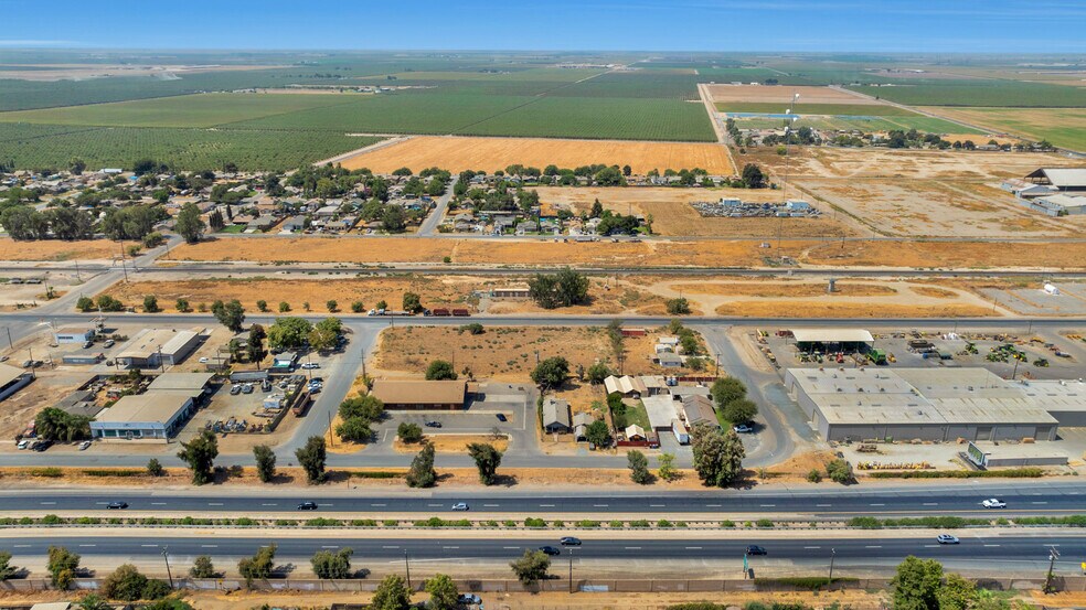 More Photos Of 210-284 N Burnett Rd, Tipton Land For Sale