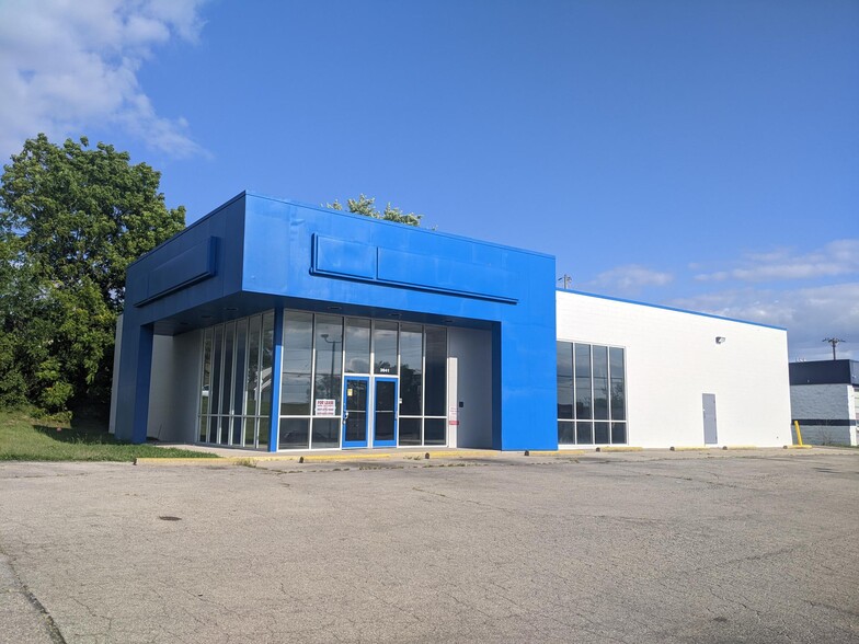 Primary Photo Of 3941 Salem Ave, Dayton Freestanding For Lease