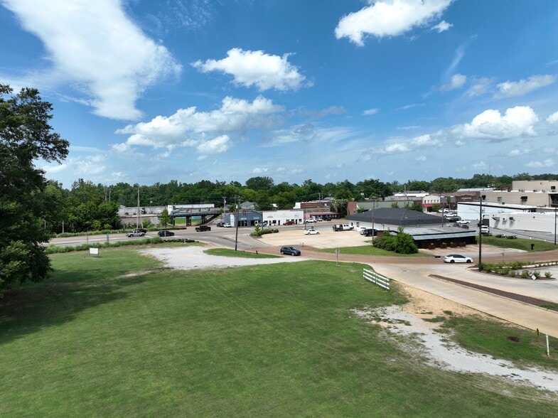 More Photos Of West Main Street, New Albany Land For Sale