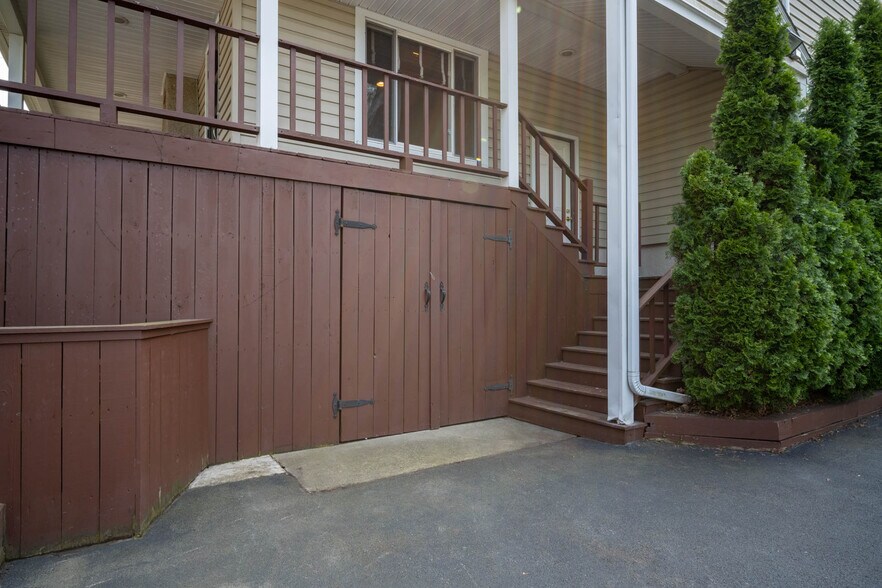 More Photos Of 128 Empire Blvd, Rochester Office Residential For Sale