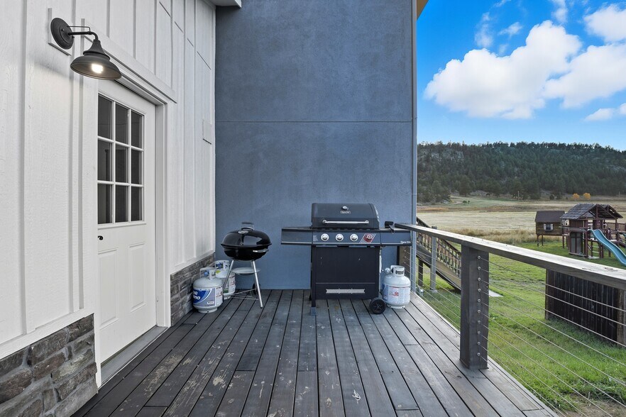 More Photos Of 1636 Lakemoor Dr, Florissant Specialty For Sale