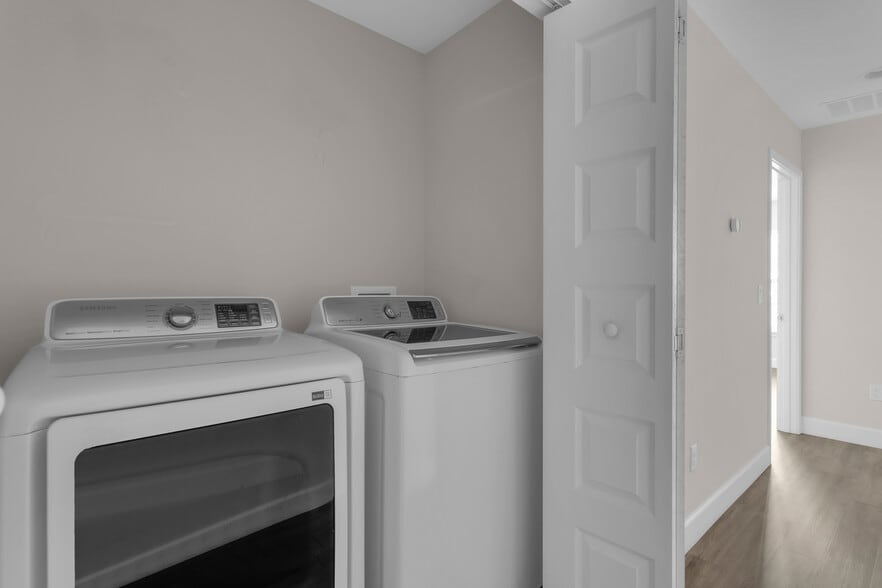 More Photos Of 4432-4444 Summer Flowers Pl, Kissimmee Apartments For Sale