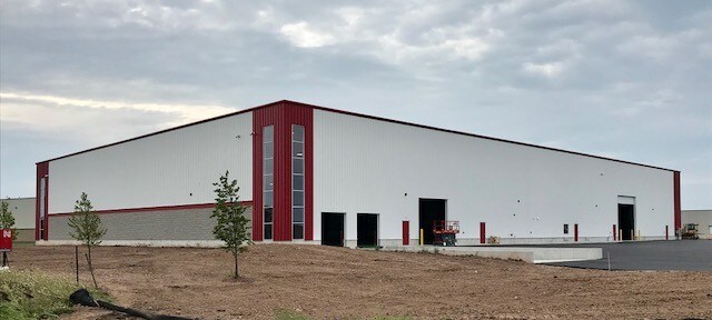 More Photos Of 2801 W Evergreen Dr, Appleton Warehouse For Lease